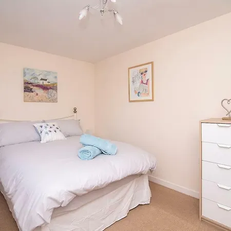 Bright Contemporary Merchant City Flat In Central Location Glasgow Extérieur photo