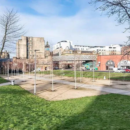 Bright Contemporary Merchant City Flat In Central Location Glasgow Extérieur photo